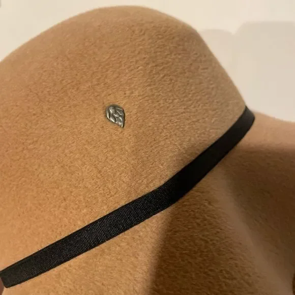 Helen Kaminski 100% Wool Felt Bucket Hat - Picture 7 of 9